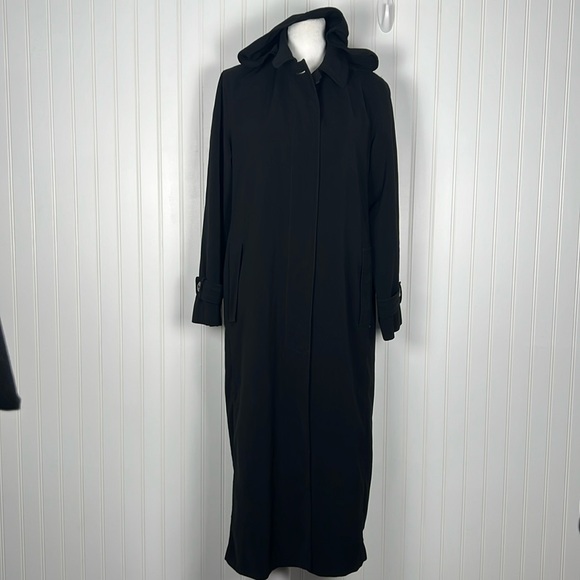 Gallery | long hood | black trench coat - Picture 4 of 16